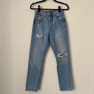 Levi’s | Light Wash Ripped Jeans 501S Skinny Size 24 L28